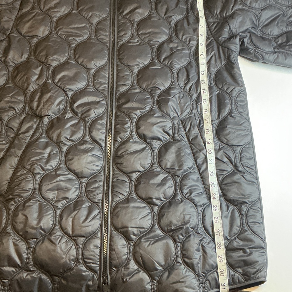 Athleta Black Quilted Puffer Jacket Size Large Women - Picture 6 of 10